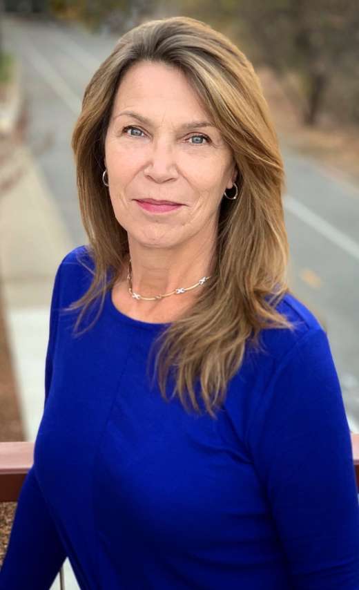 Leslie Cooper